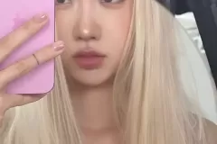 anh-rose-cam-dien-thoai-2