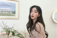 gái đẹp tóc dài 17 tuổi dịu dàng