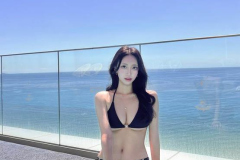 Ảnh gái Hàn mặc bikini gợi cảm