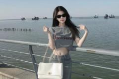 gái xinh đeo kính ngầu cuốn hút