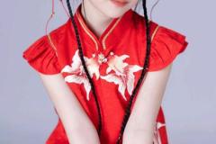 Ảnh gái xinh nhỏ tuổi phong cách Trung Hoa