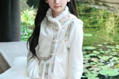 Gái xinh nhỏ tuổi phong thái tiểu thư đài các