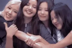 anh-ca-nhom-BlackPink-Blend-6