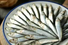 hinh-anh-ca-com-tuoi-3