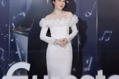 hinh-anh-ca-si-my-tam-moi-nhat-11