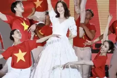 hinh-anh-ca-si-my-tam-moi-nhat-16