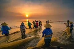 hinh-anh-quang-chai-bat-ca-3