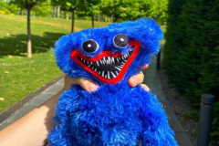 Hình ảnh gấu bông huggy wuggy