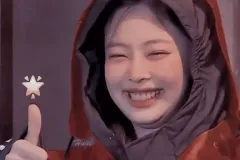hinh-anh-jennie-cuoi-cute-3