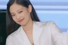 hinh-anh-jennie-cuoi-ho-loi-4