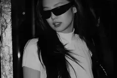 hinh-jennie-trang-den-7