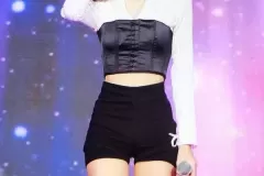 1_anh-body-cua-lisa-8