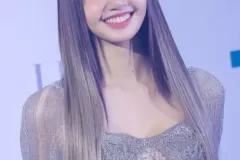 hinh-anh-nong-bong-Lisa-blackpink-15