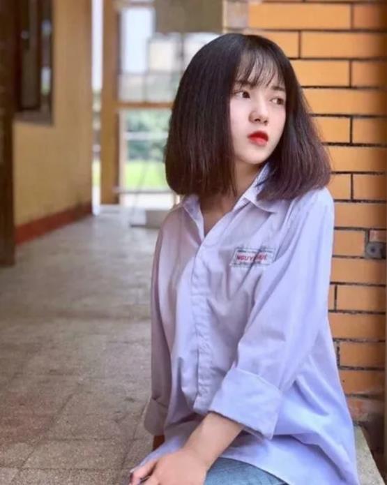 gái xinh 2k9 ngây thơ