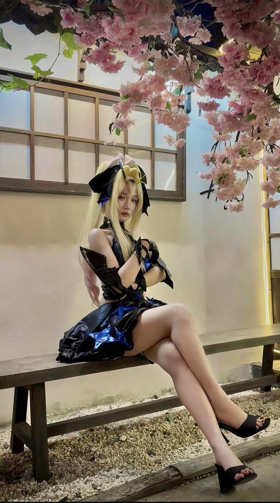gái liên quân cosplay sang chảnh