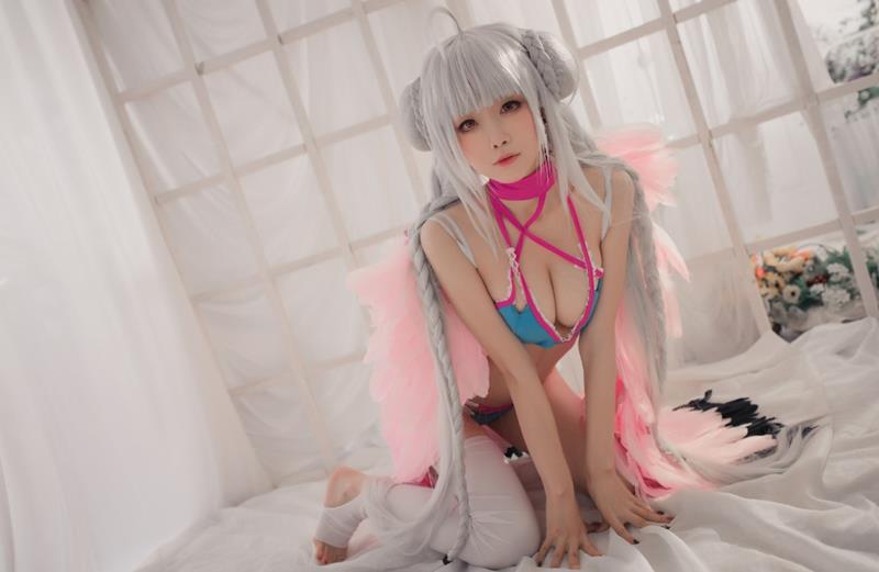 gái xinh cosplay bikini nóng bỏng