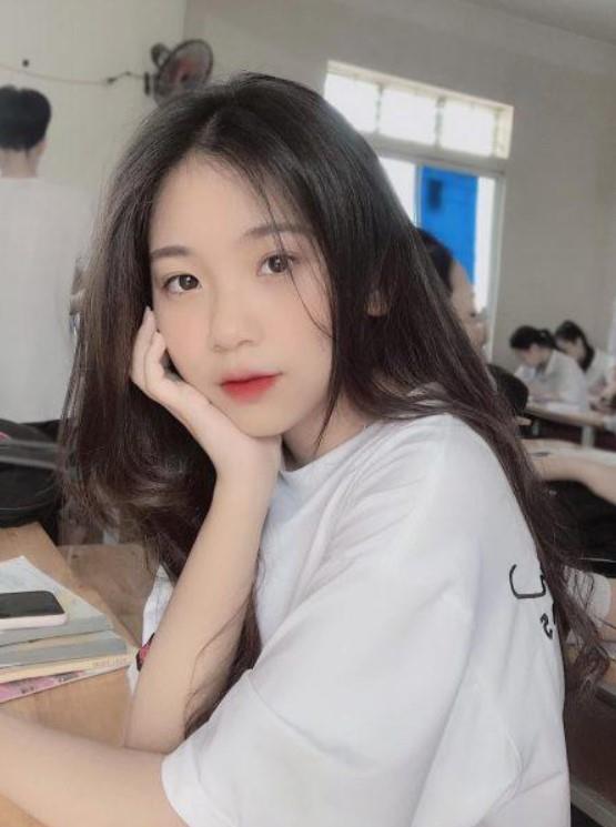 gái xinh 2010 duyên dáng trong lớp học