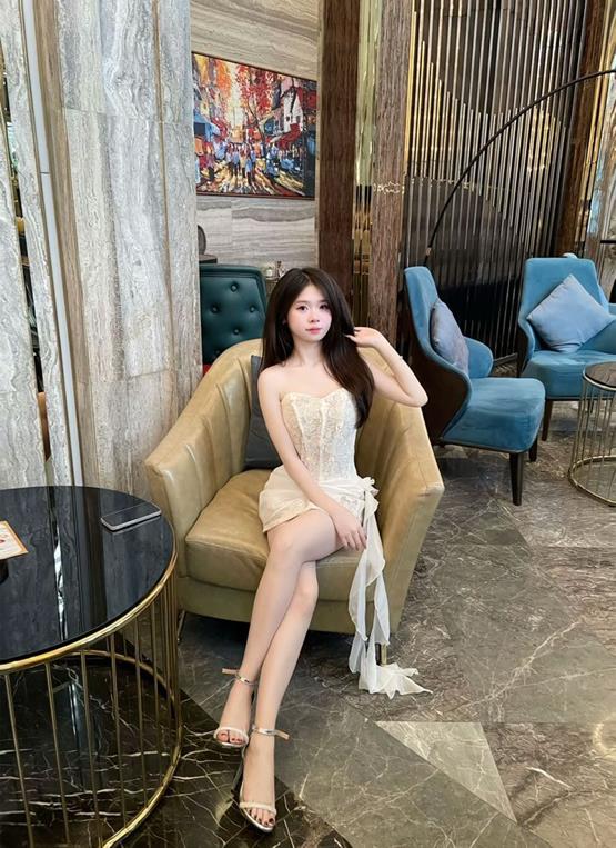 ảnh gái 20 tuổi sang trọng