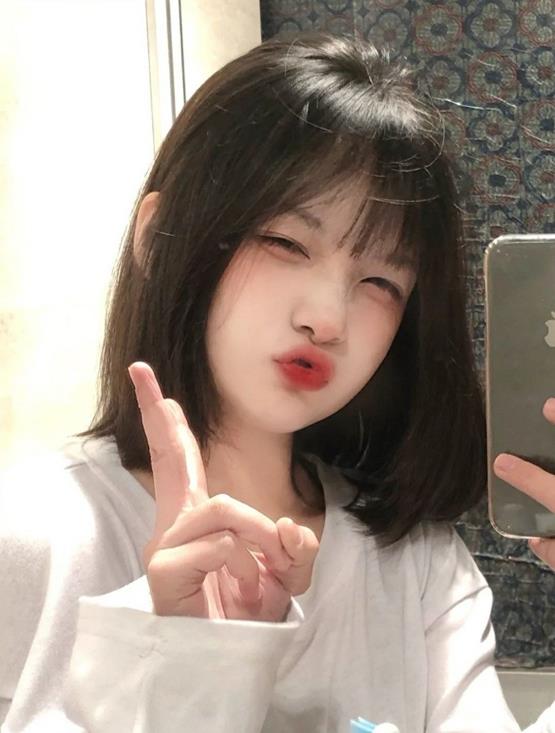 gái xinh 2011 tóc ngắn selfie cute