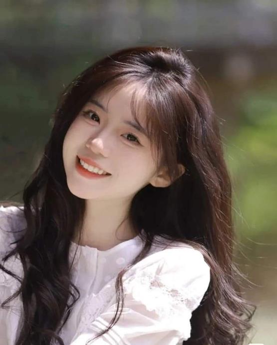 ảnh gái xinh 2005 cười rạng ngời