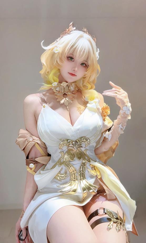 ảnh gái cosplay tóc vàng