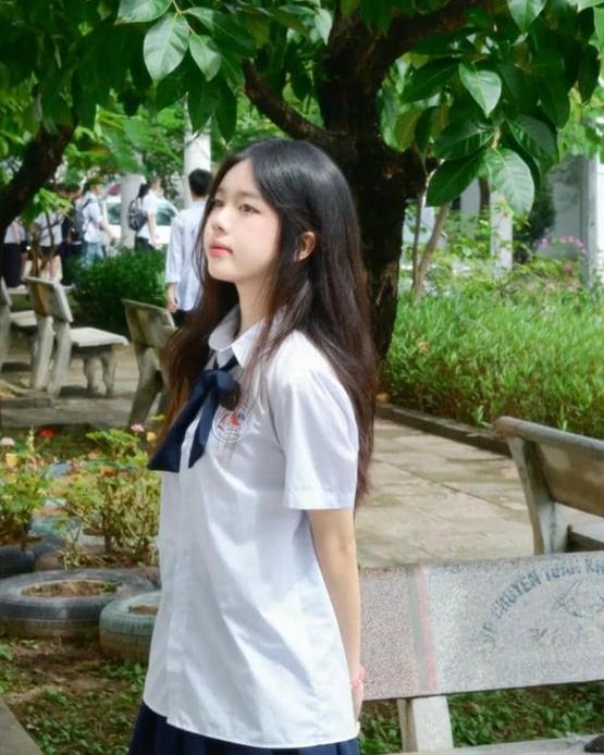 Ảnh gái xinh học sinh lớp 6