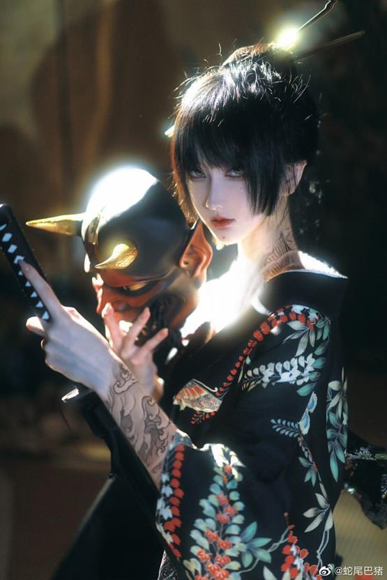 hình gái cosplay sát thủ