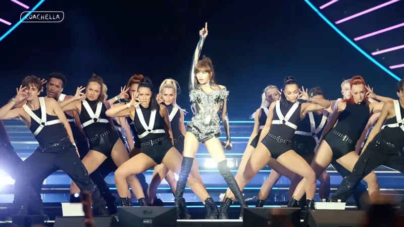 Coachella 2025: Sân khấu đỉnh cao Táo Bạo Của BlackPink