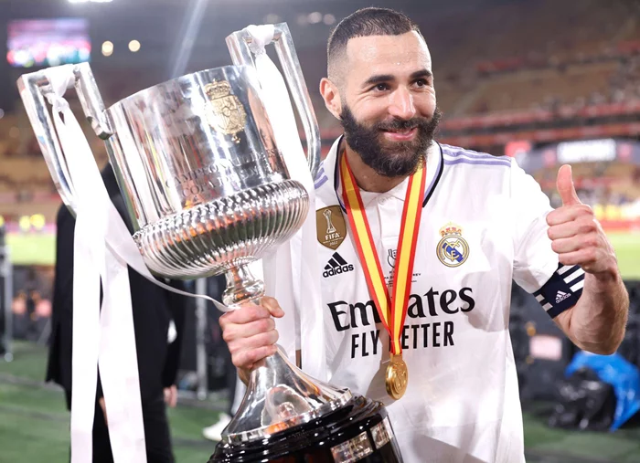 Ảnh Benzema trong màu áo Real Madrid