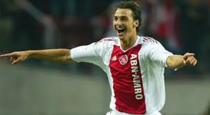 Ảnh Zlatan Ibrahimovic trong màu áo Ajax