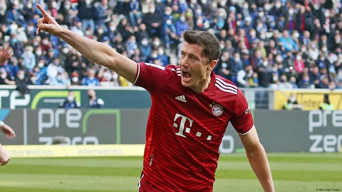 Bộ Sư Tập Ảnh Cầu Thủ Lewandowski Đẹp, Mới, Chất Lượng Cao