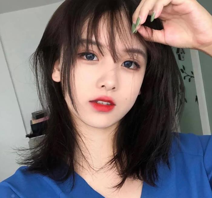 ảnh gái xinh tóc ngắn trong sáng