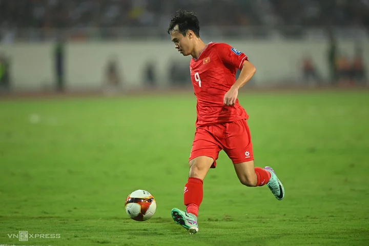 Ảnh thi đấu của Văn Toàn