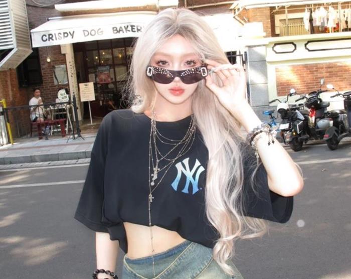 gái xinh đeo kính ngầu phong cách