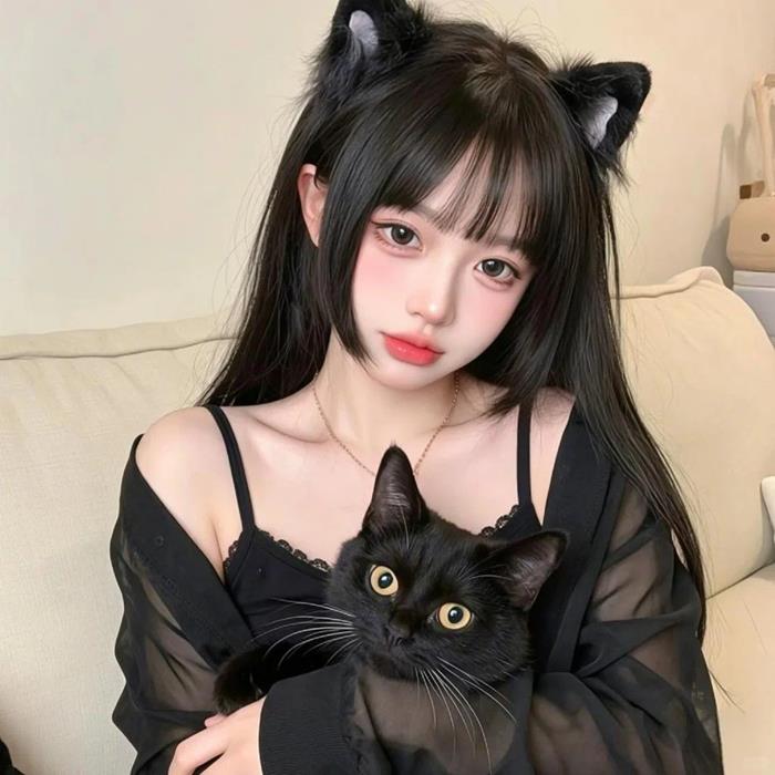 Hình gái douyin cute cùng mèo đen