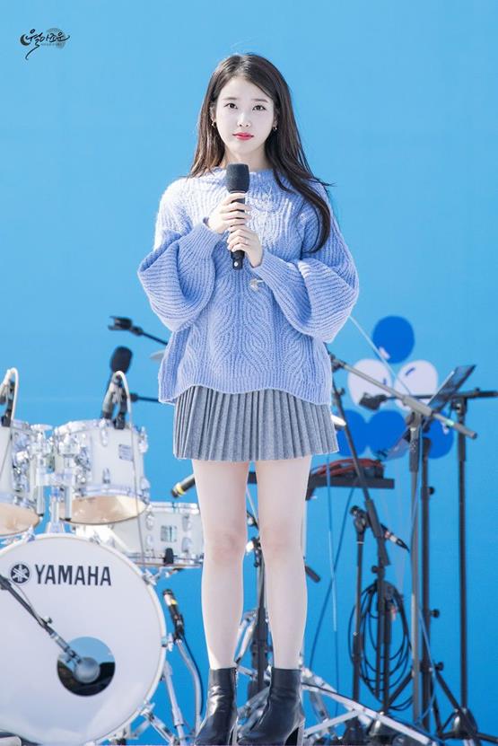 Hình gái Hàn - Idol Kpop IU