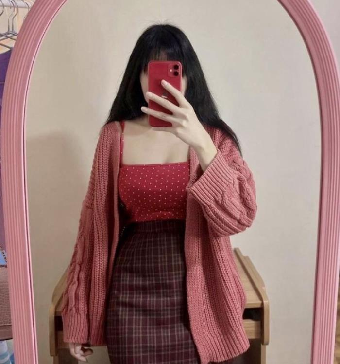 hình cô gái mập selfie ngọt ngào