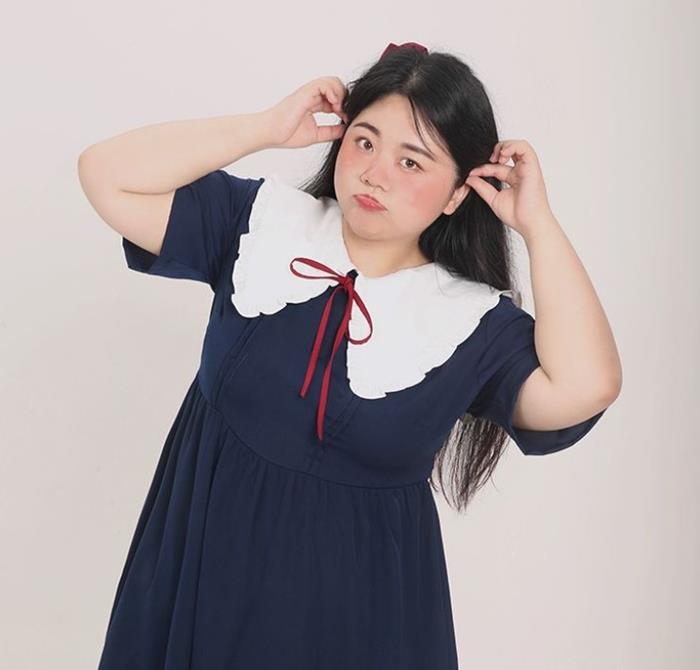 hình cô gái mập cute