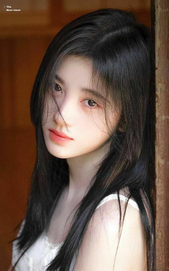Hình gái Trung - nữ diễn viên Cúc Tịnh Y