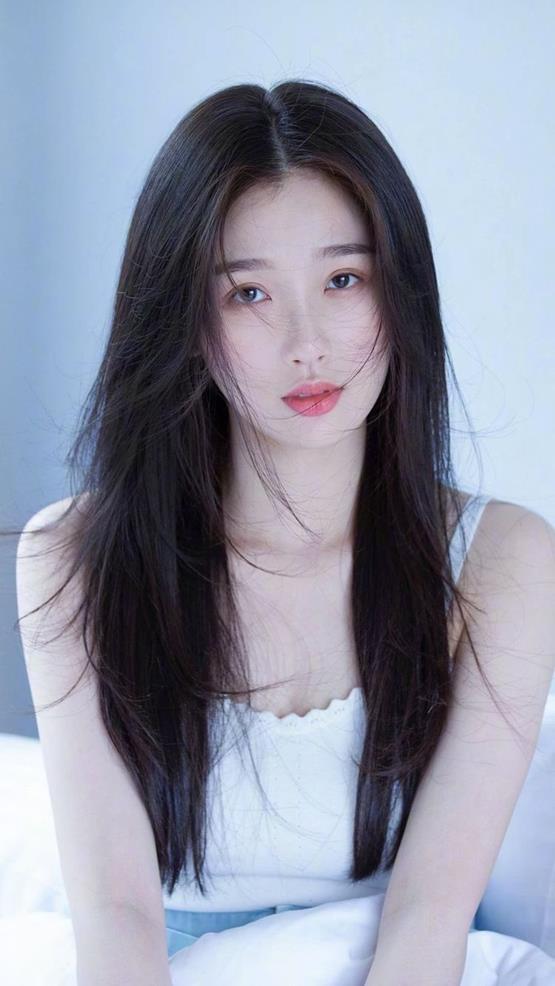 Hình gái Trung - nữ diễn viên Ngu Thư Hân