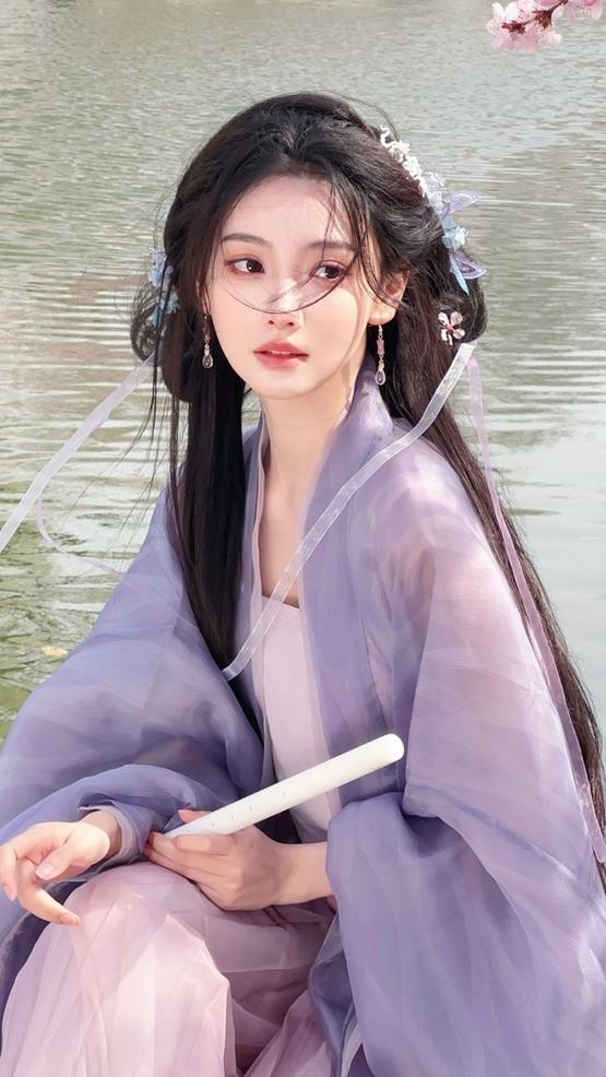 Ảnh gái Trung cổ trang đẹp nhẹ nhàng