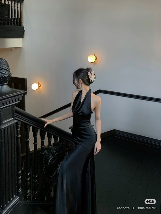 gái đẹp mặc váy đen dáng đẹp