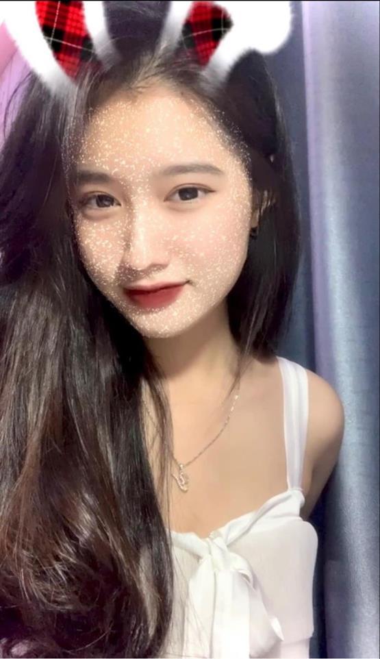 Gái xinh mạng tiktok