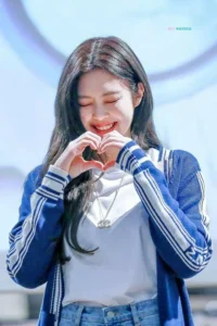 [Ảnh Jennie Hiếm] Khám Phá Những Hình Ảnh Jennie Hiếm, Gây Tranh Cãi