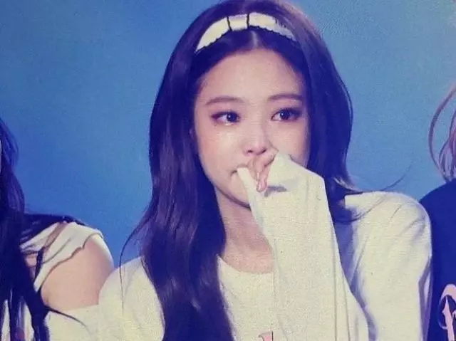 [Ảnh Jennie Buồn] Những Hình Ảnh Buồn Đầy Tâm Trạng Của Jennie