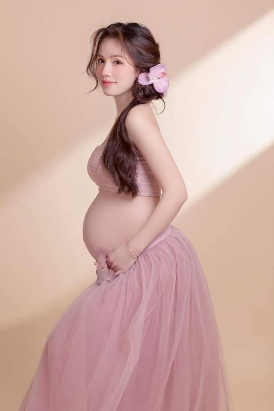 Hình mẹ bầu đẹp nhất