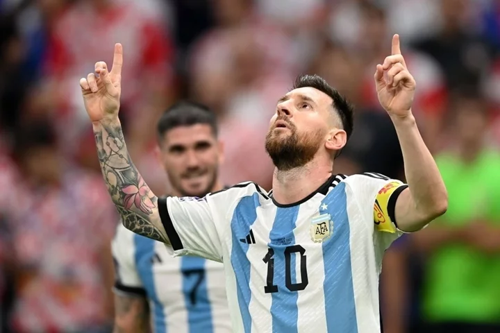 Ảnh Messi thi đấu – Những khoảnh khắc để đời trên sân cỏ
