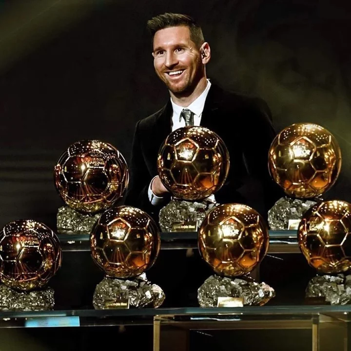 Ảnh Messi bóng vàng – khẳng định vị thế số một thế giới
