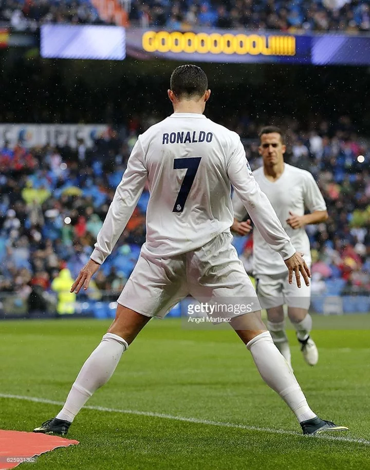 Ảnh Ronaldo ngầu khi ăn mừng bàn thắng