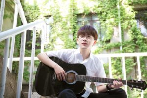 Ảnh trai đẹp k9 chơi đàn hot nhất